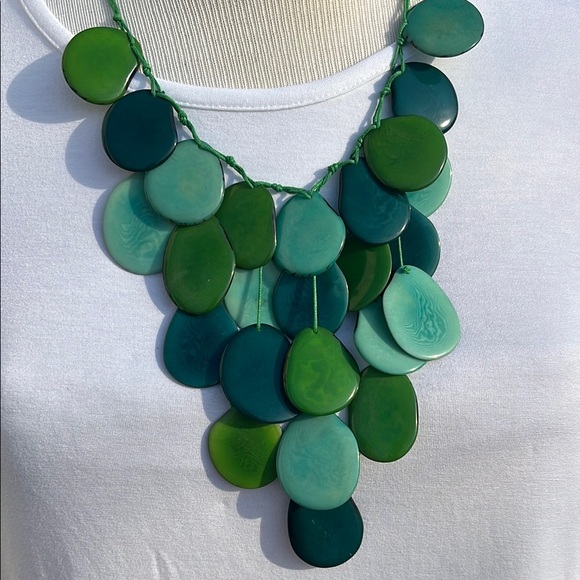 Tawa B'Art Cascade Necklace - Picture 4 of 4